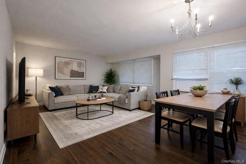 2 7 Lambert Avenue, Oyster Bay, NY, 11735 | Card Image