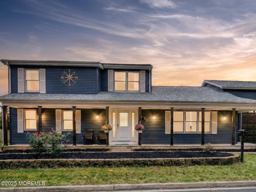 28 Duchess Ave, North Middletown, NJ, 07748-5212 | Card Image