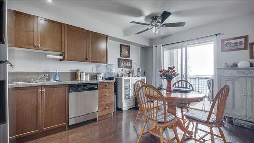 410-3 Broadway Rise, Sylvan Lake, AB, T4S0G9 | Card Image