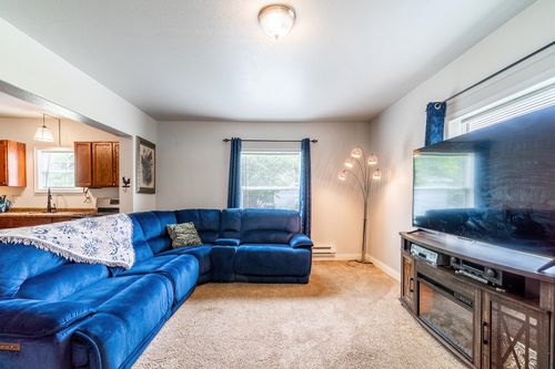106 E Hobart St, Ashley, IN, 46705-5205 | Card Image
