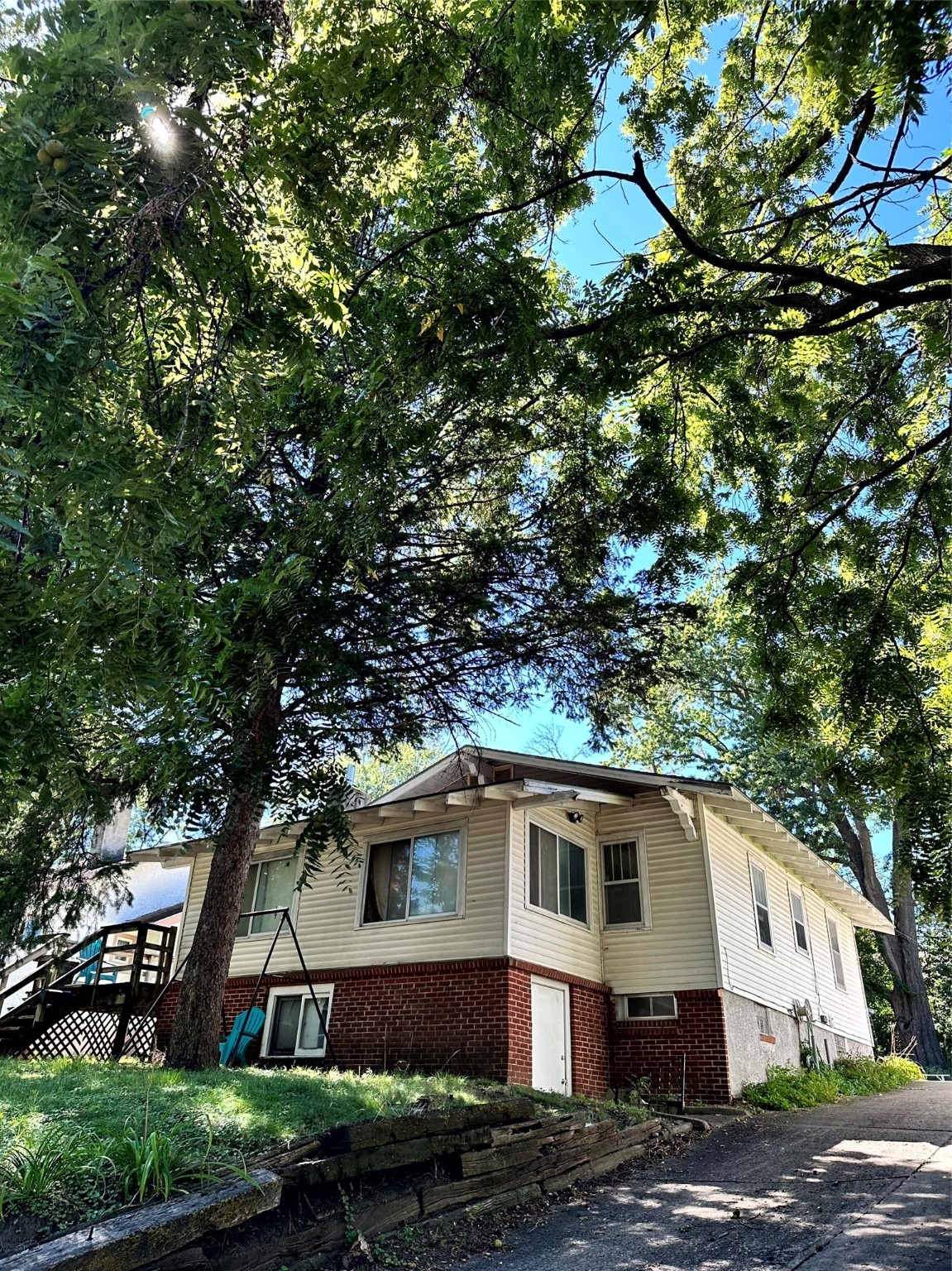 34th St, Des Moines, IA 50312