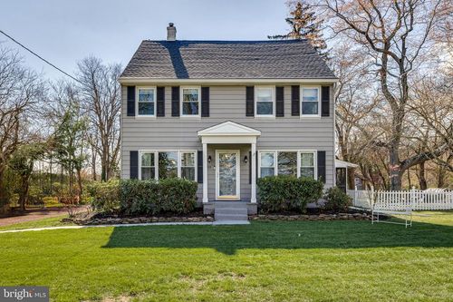 53 Waln Rd, CHESTERFIELD, NJ, 08515-9649 | Card Image