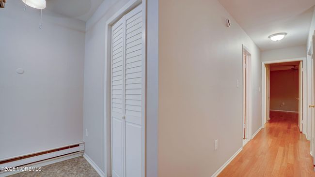 Hall to bedrooms | Image 17
