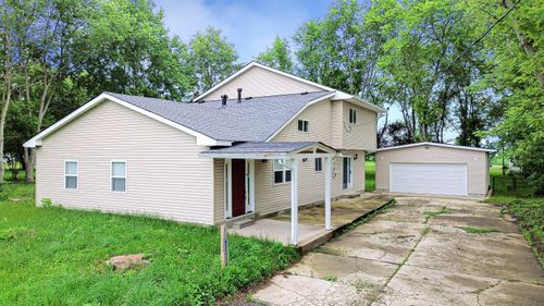 58 Blueview Dr Sw, Etna, OH, 43068-3810 | Card Image