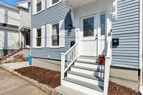 apt-1-9 Foster St, Gloucester, MA, 01930-3491 | Card Image