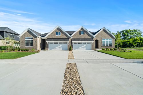 16560 Kayla Dr, Lemont, IL, 60439-7434 | Card Image
