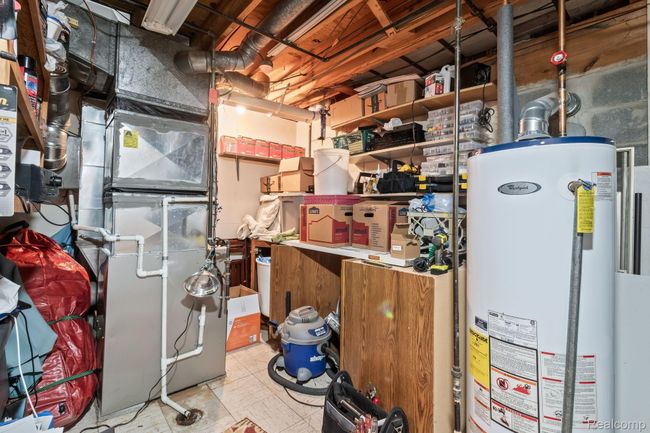1339 Knollcrest Cir, Condo with 3 bedrooms, 3 bathrooms and null parking in Bloomfield Hills MI | Image 36