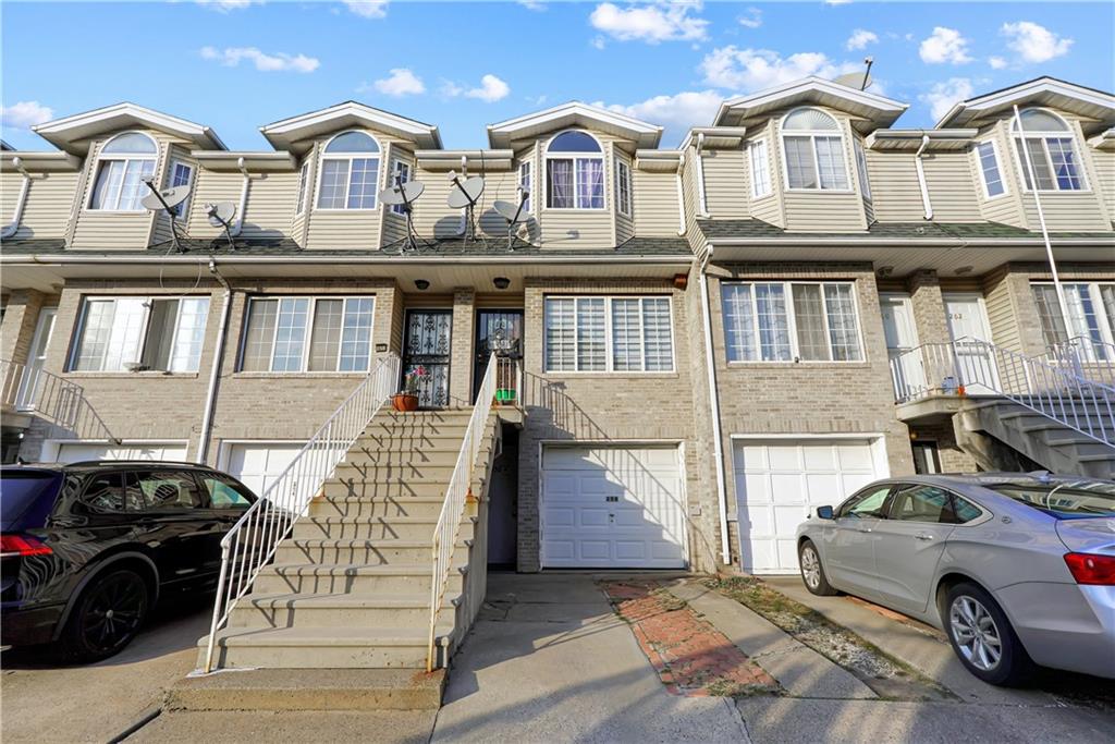 Edgewater St, Staten Island, NY 10305