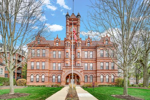 apt-6-201 Reber St, Wheaton, IL, 60187-5470 | Card Image