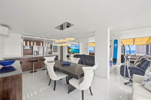 15061507a-1720 Ala Moana Blvd, Honolulu, HI, 96815-1313 | Card Image