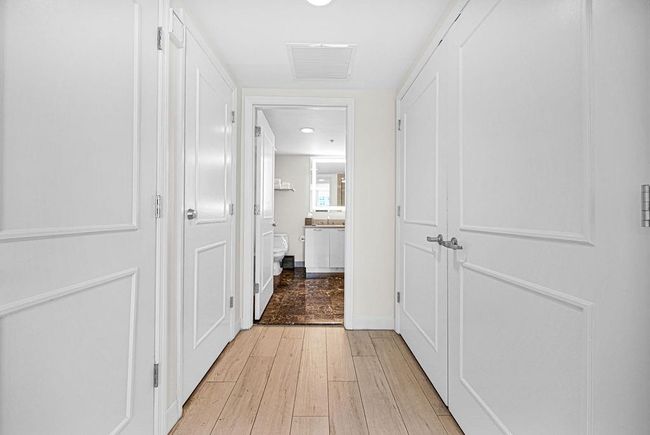 1013 - 505 N Fort Lauderdale Beach Blvd, Condo with 1 bedrooms, 2 bathrooms and null parking in Fort Lauderdale FL | Image 22