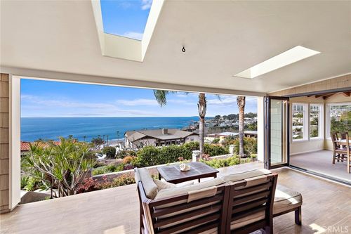 31152 Monterey St, Laguna Beach, CA, 92651-6949 | Card Image