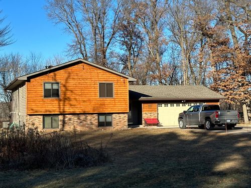8845 168th Ln Ne, Columbus, MN, 55025-8895 | Card Image