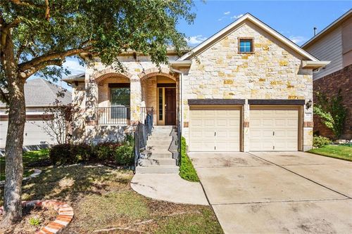 112 W Adelanta Pl, Round Rock, TX, 78681-1780 | Card Image