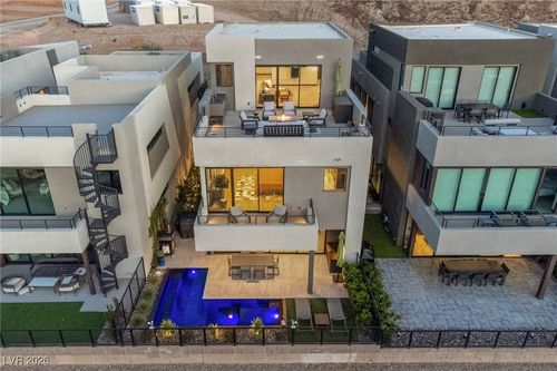 38 Promenade Isle Ln, Henderson, NV, 89011-3807 | Card Image