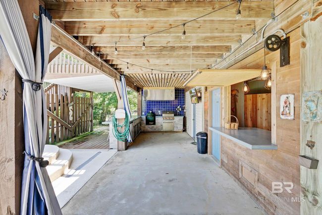 Outdoor Entertainment Area | Image 13