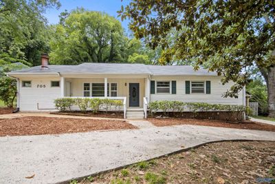 705 Giles Drive Ne, House other with 3 bedrooms, 2 bathrooms and null parking in Huntsville AL | Image 1