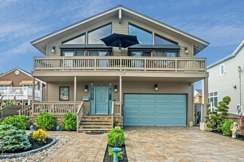 8 Ortley Ave, Lavallette, NJ, 08735-2028 | Card Image