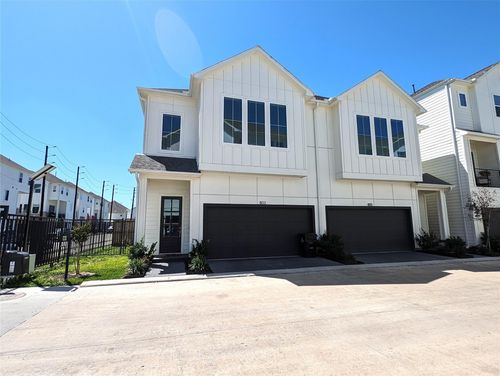 803 Burton Landing Ln, Houston, TX, 77008-3078 | Card Image