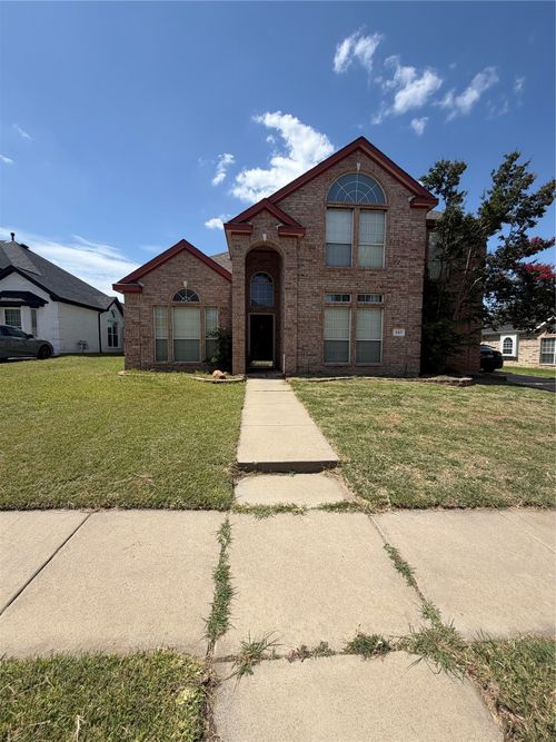 307 Fort Edward Dr, Arlington, TX, 76002-4499 | Card Image