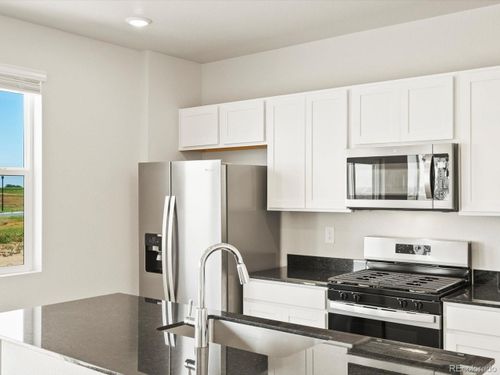 604 98th Ave, Greeley, CO, 80634-4595 | Card Image