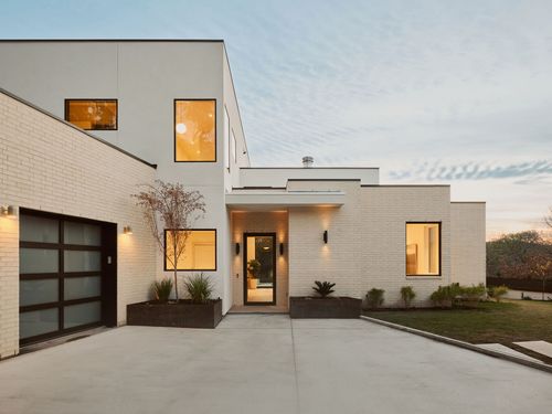 1901 Toro Canyon Rd, Austin, TX, 78746-2324 | Card Image