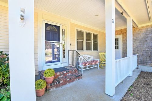 211 James Cir, Mashpee, MA, 02649-4909 | Card Image