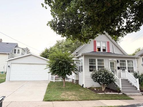 1008 Wayne St, Saint Joseph, MI, 49085-1448 | Card Image