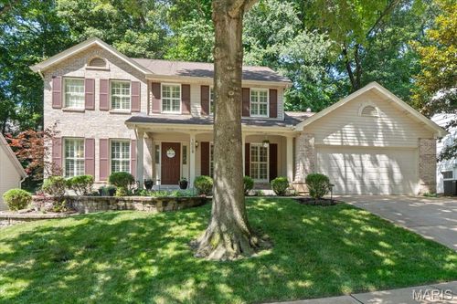 1008 Westrun Dr, Ballwin, MO, 63021-6105 | Card Image