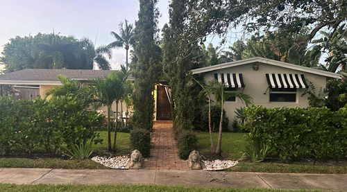 2565 Meadow Rd, West Palm Beach, FL, 33406-7763 | Card Image