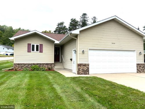 1846 Twin Bluff Rd, Red Wing, MN, 55066-3218 | Card Image