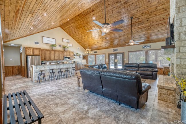 274 Mountain Laurel Ln, House other with 5 bedrooms, 6 bathrooms and null parking in Concan TX | Image 29