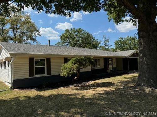 1335 N Mcfarland Pl, Claremore, OK, 74017-4229 | Card Image