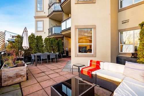 202-131 W 3rd Street, North Vancouver, BC, V7M1E7 | Card Image