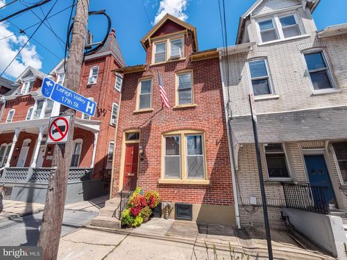 233 N 12th St, ALLENTOWN, PA, 18102-3851 | Card Image