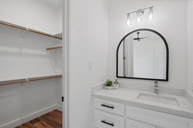 Cozy third bedroom with ample closet space and a Jack & Jill bathroom. | Image 42