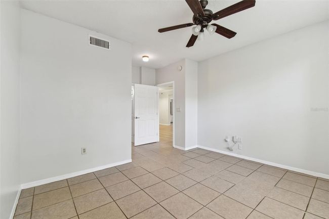 APT-304 - 5606 Pinnacle Heights Cir, Condo with 2 bedrooms, 2 bathrooms and null parking in TAMPA FL | Image 30