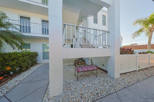 apt-j295-1655 S Highland Ave, CLEARWATER, FL, 33756-6316 | Card Image