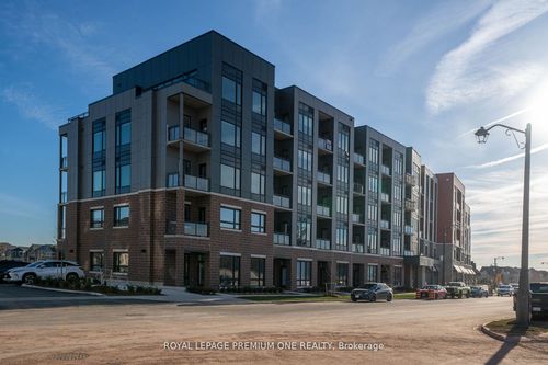 3265 Carding Mill Trail, Oakville, ON, L6M5P7 | Card Image