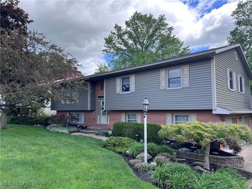 1117 Jennifer Dr, Dover, OH, 44622-1261 | Card Image