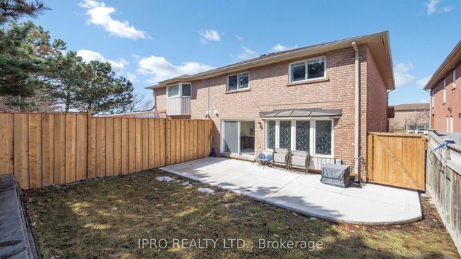 41 Lauraglen Cres, House attached with 6 bedrooms, 4 bathrooms and 4 parking in Brampton ON | Image 43