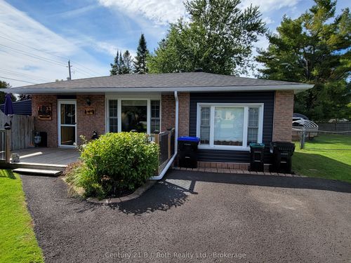 2 Lynn St, Tiny, ON, L0L2J0 | Card Image