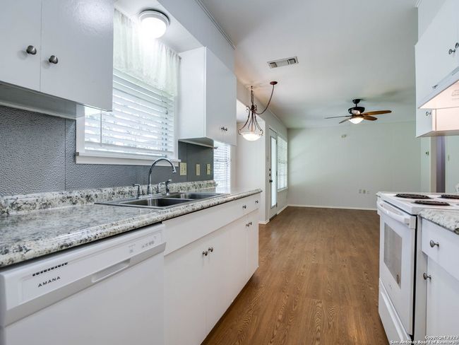 3011 Sir Phillip Dr, House other with 3 bedrooms, 2 bathrooms and null parking in San Antonio TX | Image 14