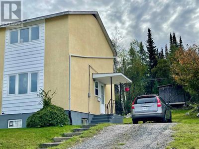 43 Drewry Dr, Home with 2 bedrooms, 1 bathrooms and null parking in Kenora ON | Image 2