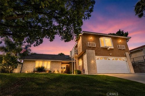 17554 Doric St, Granada Hills, CA, 91344-1032 | Card Image