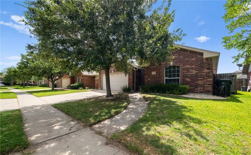 7518 Fort Griffen Dr, Corpus Christi, TX, 78414-5763 | Card Image