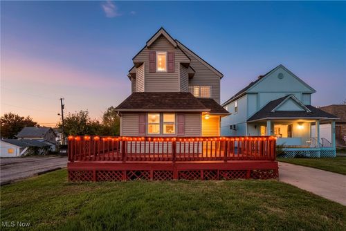 524 Cleveland St, Elyria, OH, 44035-4055 | Card Image