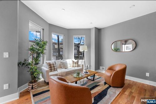 219 Clerk St, Jersey City, NJ, 07305-4426 | Card Image