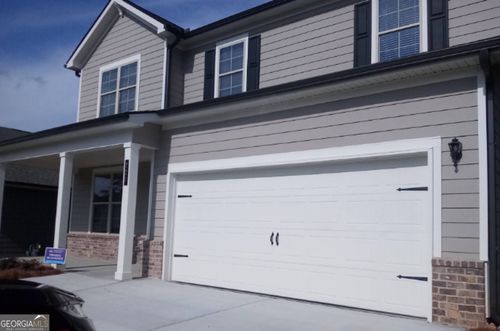 124 Vivian Ln, Peachtree City, GA, 30269-2305 | Card Image