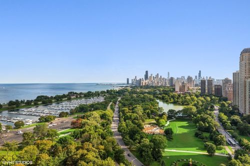 apt-2701-330 W Diversey Pkwy, Chicago, IL, 60657-6209 | Card Image